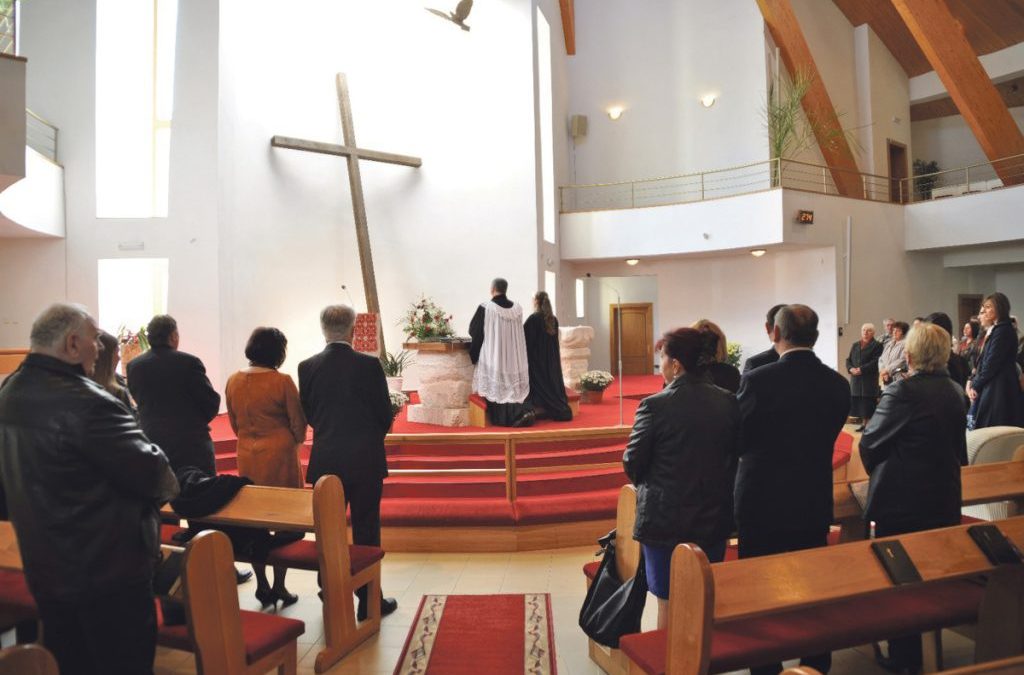 Biskup Eľko navštívil zbor v Michalovciach  za účelom platenia do cirkevnej kasy